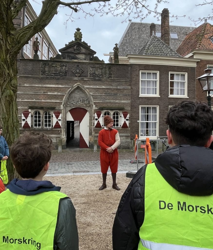 Groep 8 bezoekt weeshuis